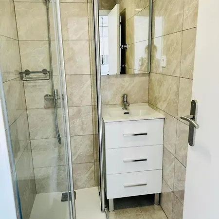 Apartment Drei Zimmer
